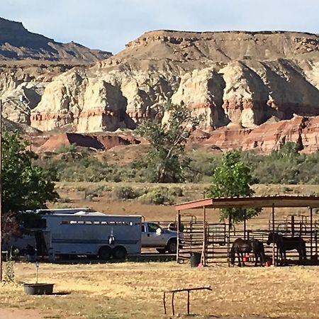 Paria River Ranch Hotel Big Water Exterior foto